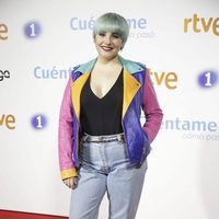 Marina ('OT 2017') posa en la premier de la 19 temporada de 'Cuéntame'