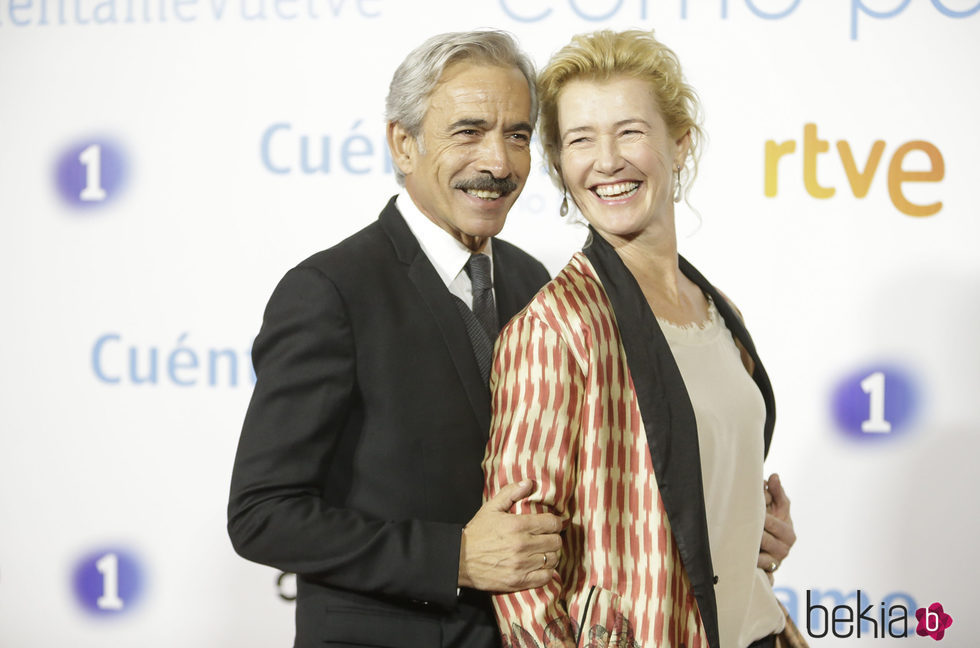 Imanol Arias y Ana Duato en la premier de la 19 temporada de 'Cuéntame'