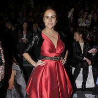 Mónica Hoyos en el desfile de Hannibal Laguna en Madrid Fashion Week otoño/invierno 2018/2019