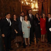 Los Reyes Felipe y Letizia con Pablo Alborán, Raphael, Natalia Figueroa y Miguel Poveda