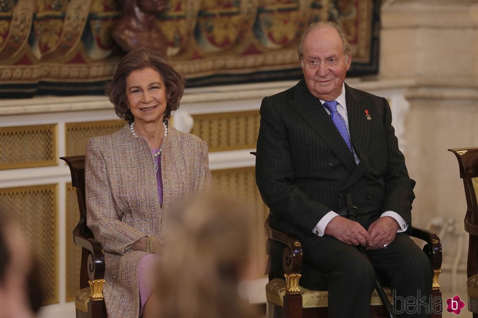 Los Reyes Juan Carlos y Sofía en la entrega del Toisón de Oro a la Princesa Leonor