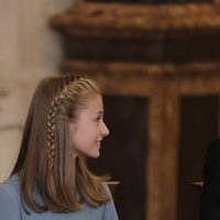 El Rey Felipe y la Princesa Leonor se miran con cariño en la entrega del Toisón de Oro