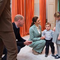 El Príncipe Guillermo con Victoria de Suecia y sus hijos Estela y Oscar en el Palacio de Haga