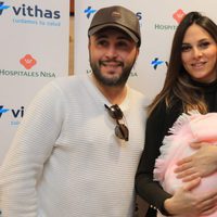 Kiko Rivera e Irene Rosales en la presentación de su hija Carlota