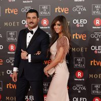 Antonio Velázquez y Marta González en la alfombra roja de los Premios Goya 2018