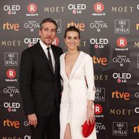 Alberto Ammann y Clara Méndez en la alfombra roja de los Premios Goya 2018