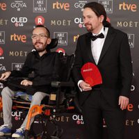 Pablo Iglesias y Pablo Echenique en la alfombra roja de los Premios Goya 2018