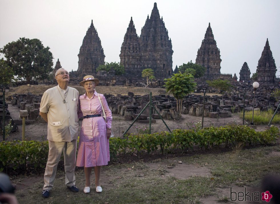 Margarita y Enrique de Dinamarca en Indonesia