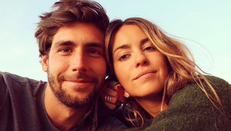 Álvaro Soler y Sofía Ellar celebrarando juntos  San Valentín