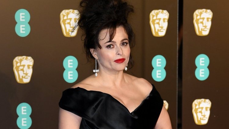 Helena Bonham Carter en la alfombra roja de los Premios BAFTA 2018