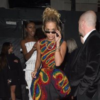 Rita Ora en la fiesta de Vogue tras los BAFTA