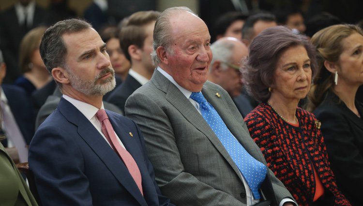 El Rey Felipe, el Rey Juan Carlos, la Reina Sofía y la Infanta Elena en la entrega de los Premios Nacionales de Deporte 2016