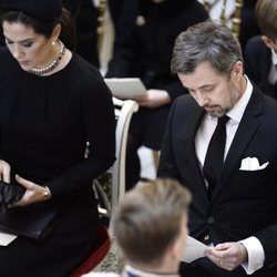 Federico y Mary de Dinamarca en el funeral de Enrique de Dinamarca