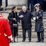 Constantino y Ana María de Grecia en el funeral de Enrique de Dinamarca