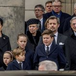 Federico y Mary de Dinamarca con sus hijos, Benedicta de Dinamarca y Constantino de Grecia en el funeral de Enrique de Dinamarca