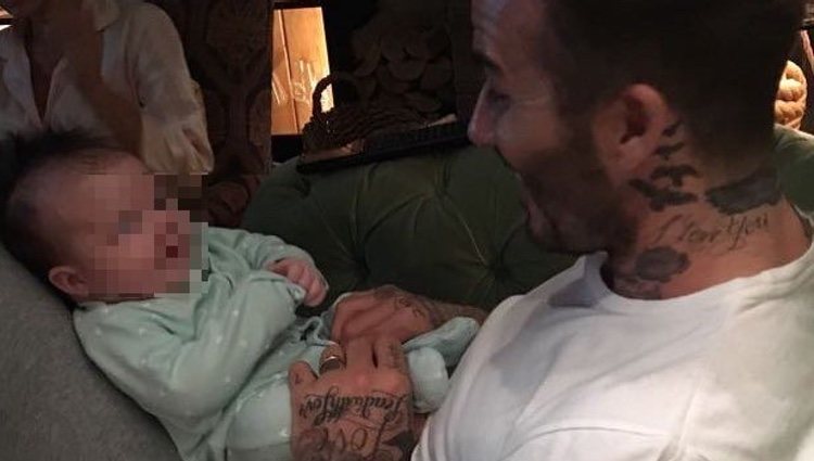 David Beckham, muy cariñoso con su sobrina Peggy