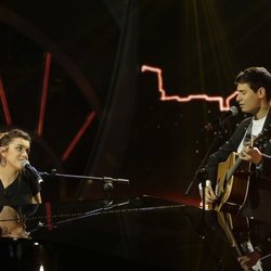 Amaia y Alfred durante su actuación en 'El Hormiguero'