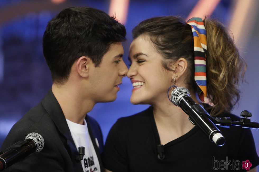 Amaia y Alfred, muy cariñosos durante su intervención en 'El Hormiguero'