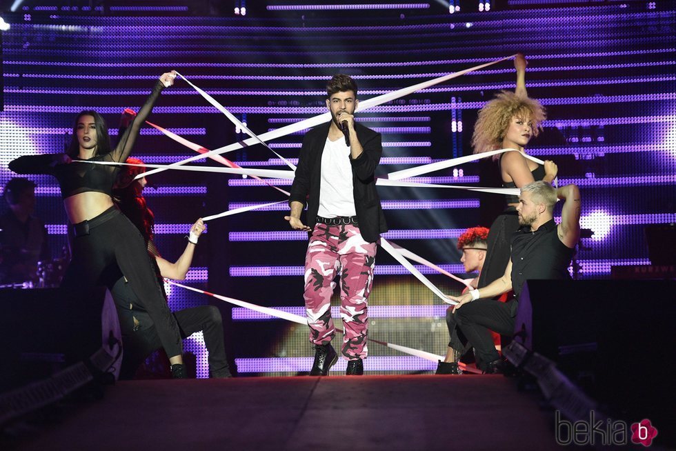 Agoney en el primer concierto de la gira de 'OT 2017' en Barcelona