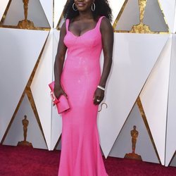 Viola Davis en la alfombra roja de los Premios Oscar 2018