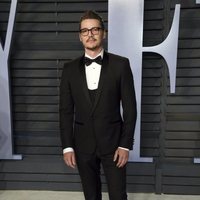 Pedro Pascal en la fiesta Vanity Fair tras los Oscar 2018