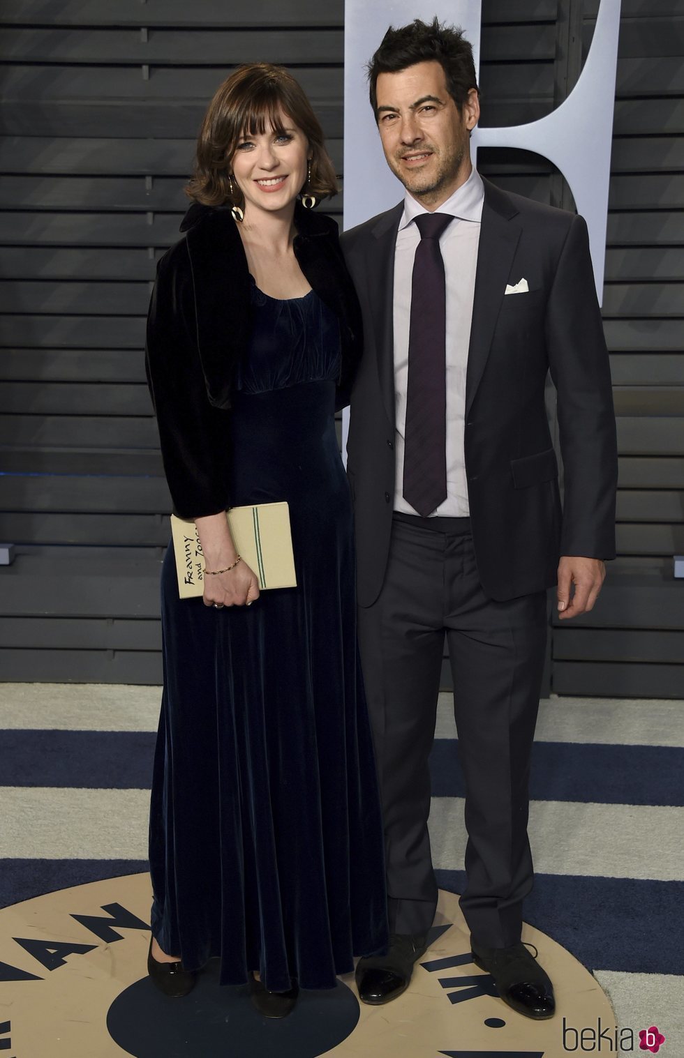 Zooey Deschanel y Jacob Pechenik en la fiesta Vanity Fair tras los Oscar 2018