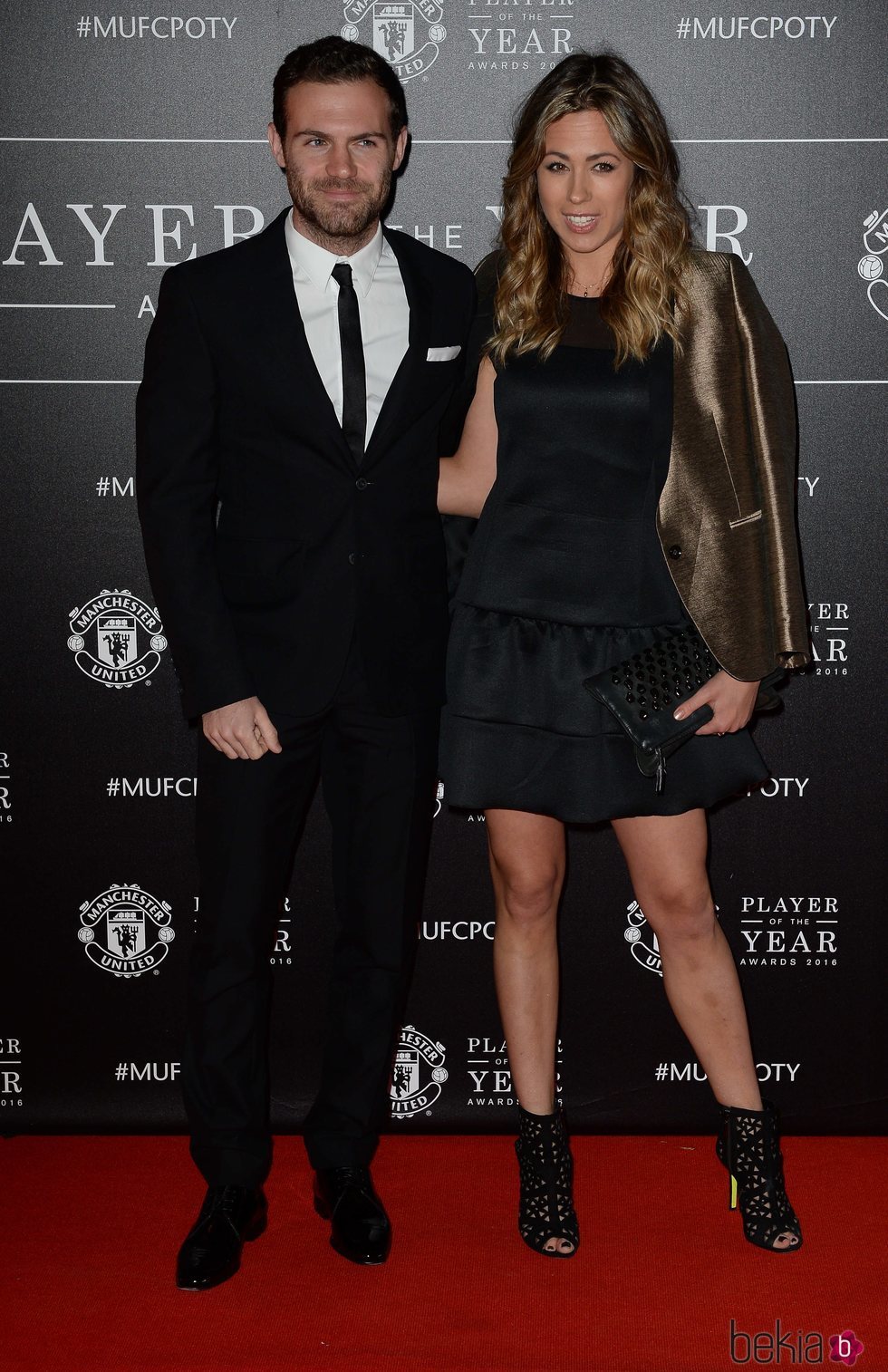 Juan Mata y Evalina Kamph en la gala Manchester United Player of The Year Awards 2016