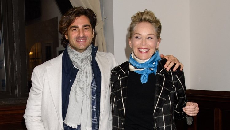 Sharon Stone junto a su nueva pareja el inversor inmobiliario, Angelo Boffa