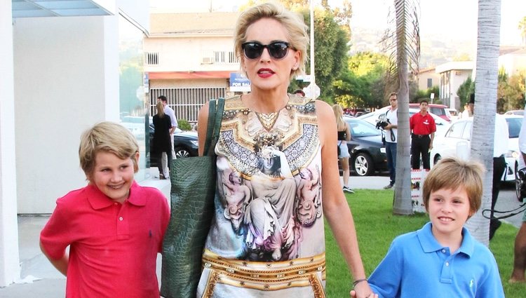 Sharon Stone junto a sus hijos Laid Vonne y Quin Kelly