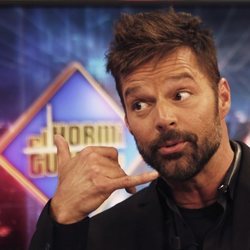 Ricky Martin, con gesto divertido en 'El hormiguero'