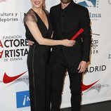 Silvia Abascal y su novio Xabier Murua en el photocall de los Premios Unión de Actores 2018