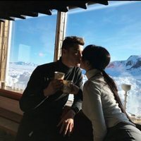 Georgina Rodríguez y Cristiano Ronaldo dándose un tierno beso