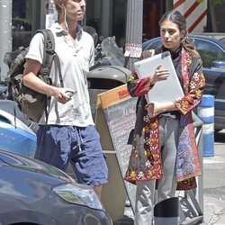 Christian de Hannovar y Alessandra de Osma de compras en Madrid