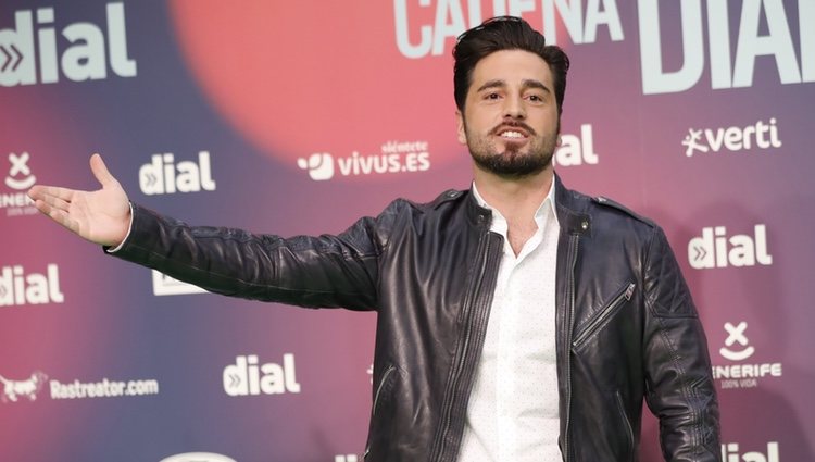 David Bustamante, divertido en los Premios Cadena Dial 2018