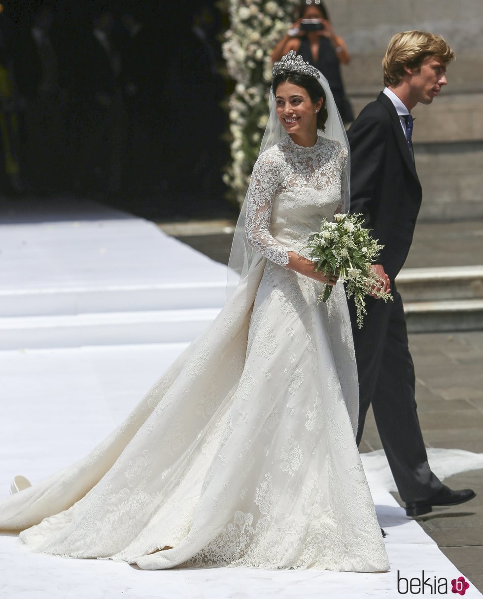 Alessandra de Osma luciendo su vestido diseñado por Jorge Vázquez