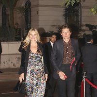 Kate Moss y su novio, Nikolai von Bismarck en el cocktail posterior a la boda de Christian y Sassa de Hannover