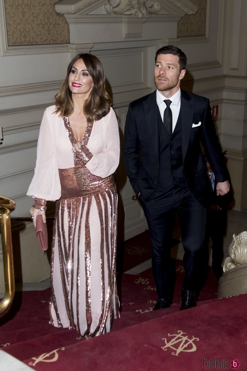 Xabi Alonso y Nagore Aranburu en un evento solidario