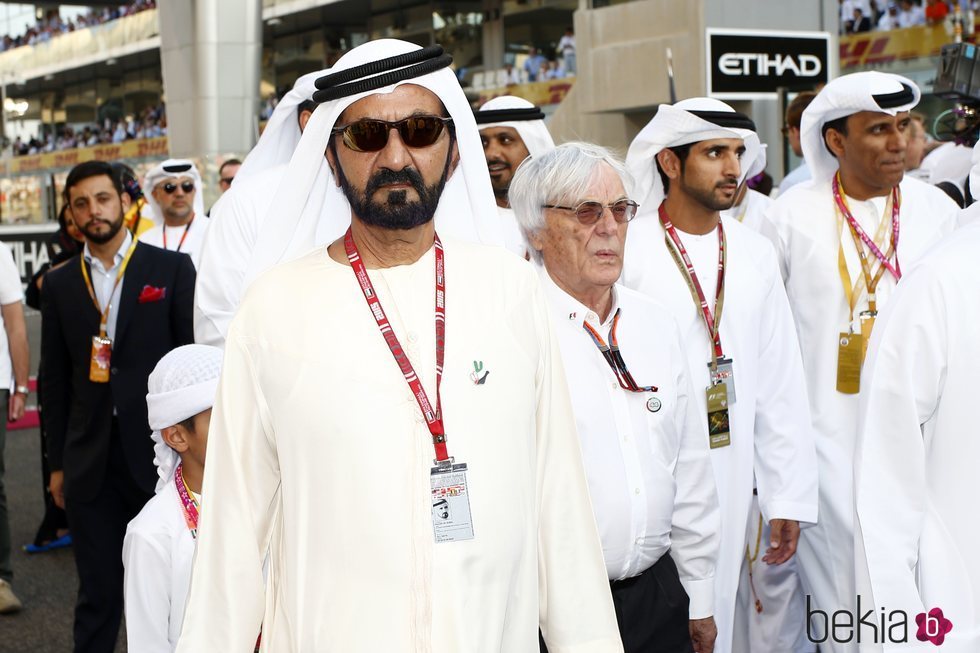 Sheikh Mohammad bin Rashid Al Maktoum en una carrera de Fórmula 1 en Abu Dhabi