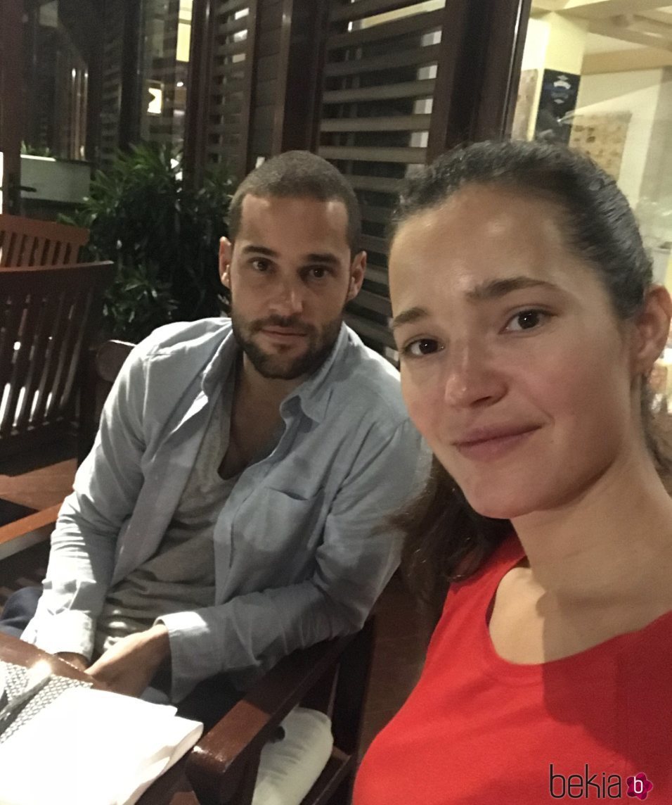 Mario Suárez y Malena Costa de vacaciones por China