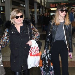 Terelu Campos y Alejandra Rubio en la estación de Málaga