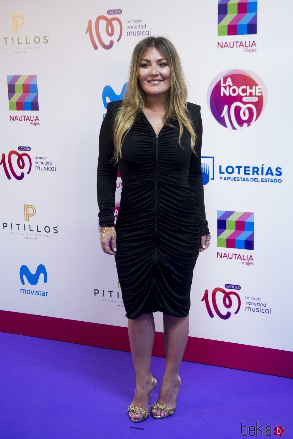 Amaia Montero en el photocall de La Noche de Cadena 100