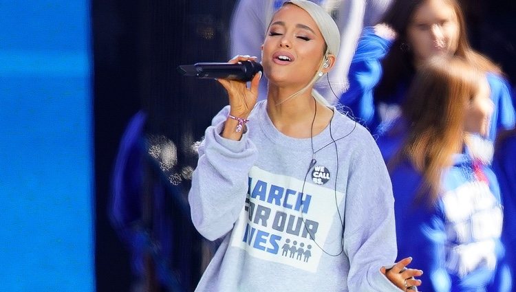 Ariana Grande en la marcha multitudinaria contra las armas en EEUU