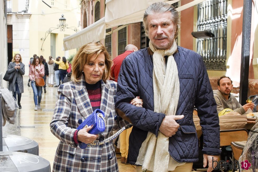 María Teresa Campos y Bigote Arrocet en la Semana Santa de Málaga