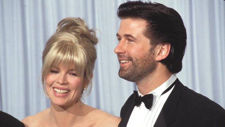 Kim Basinger y Alec Baldwin, en una ceremonia de los Óscar en la década de los 90