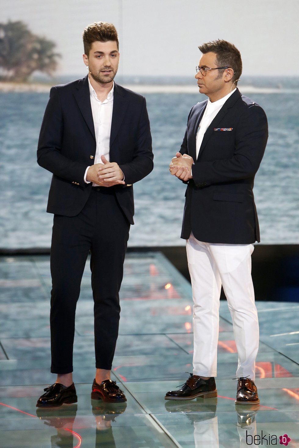 Alejandro Albalá y Jorge Javier Vázquez en una gala de 'Supervivientes 2018'