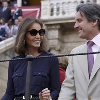 Isabel  Preysler en la corrida del Domingo de Resurrección 2018 de Sevilla