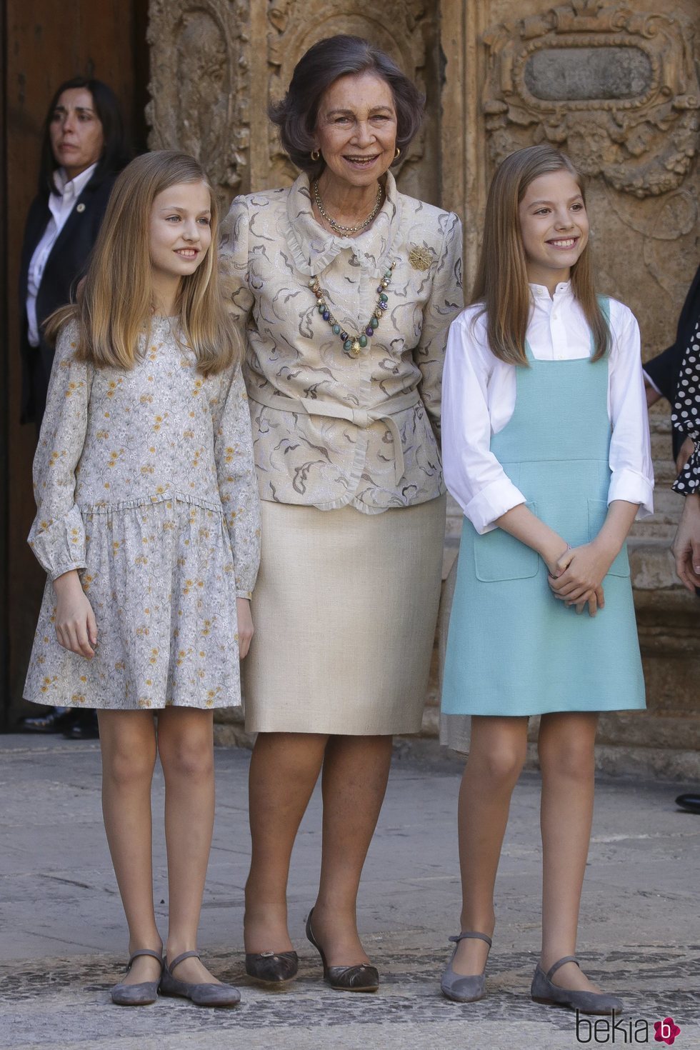 La Reina Sofía con la Princesa Leonor y la Infanta Sofía en la Misa de Pascua 2018