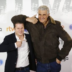 Fernando Romay y Jota Abril en la premier de la serie 'Fugitiva'