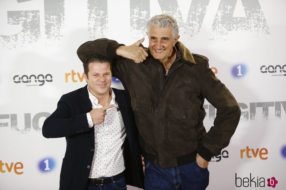 Fernando Romay y Jota Abril en la premier de la serie 'Fugitiva'