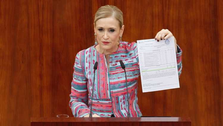 Cristina Cifuentes compareciendo en la Asamblea de Madrid para dar explicaciones sobre su máster